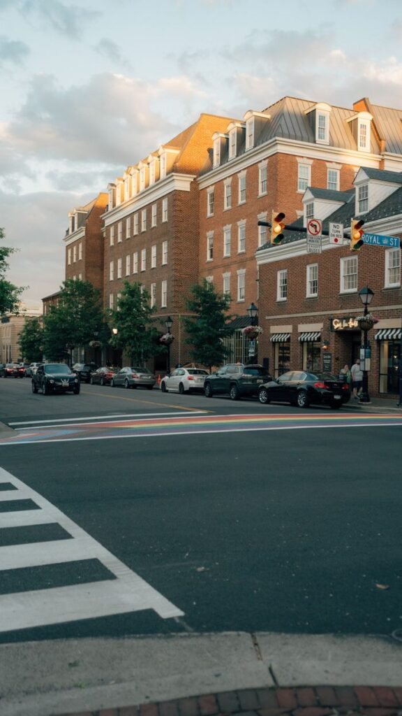 Picturesque urban street scene with historic buildings in Annapolis, MD during sunset.
